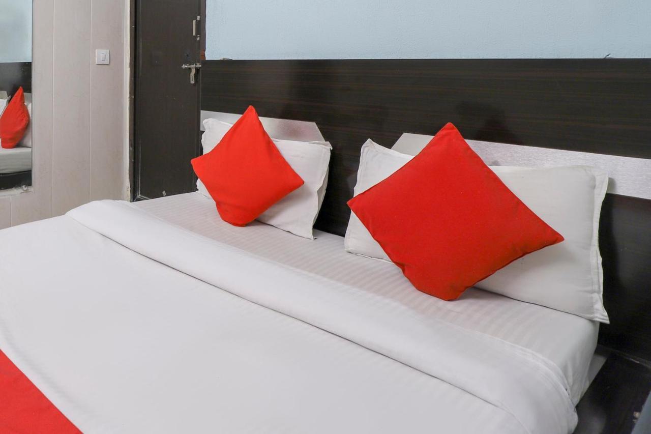 Hotel Jasmine 阿穆达巴 外观 照片